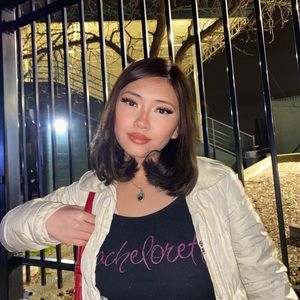 Meet your Posher, Jade